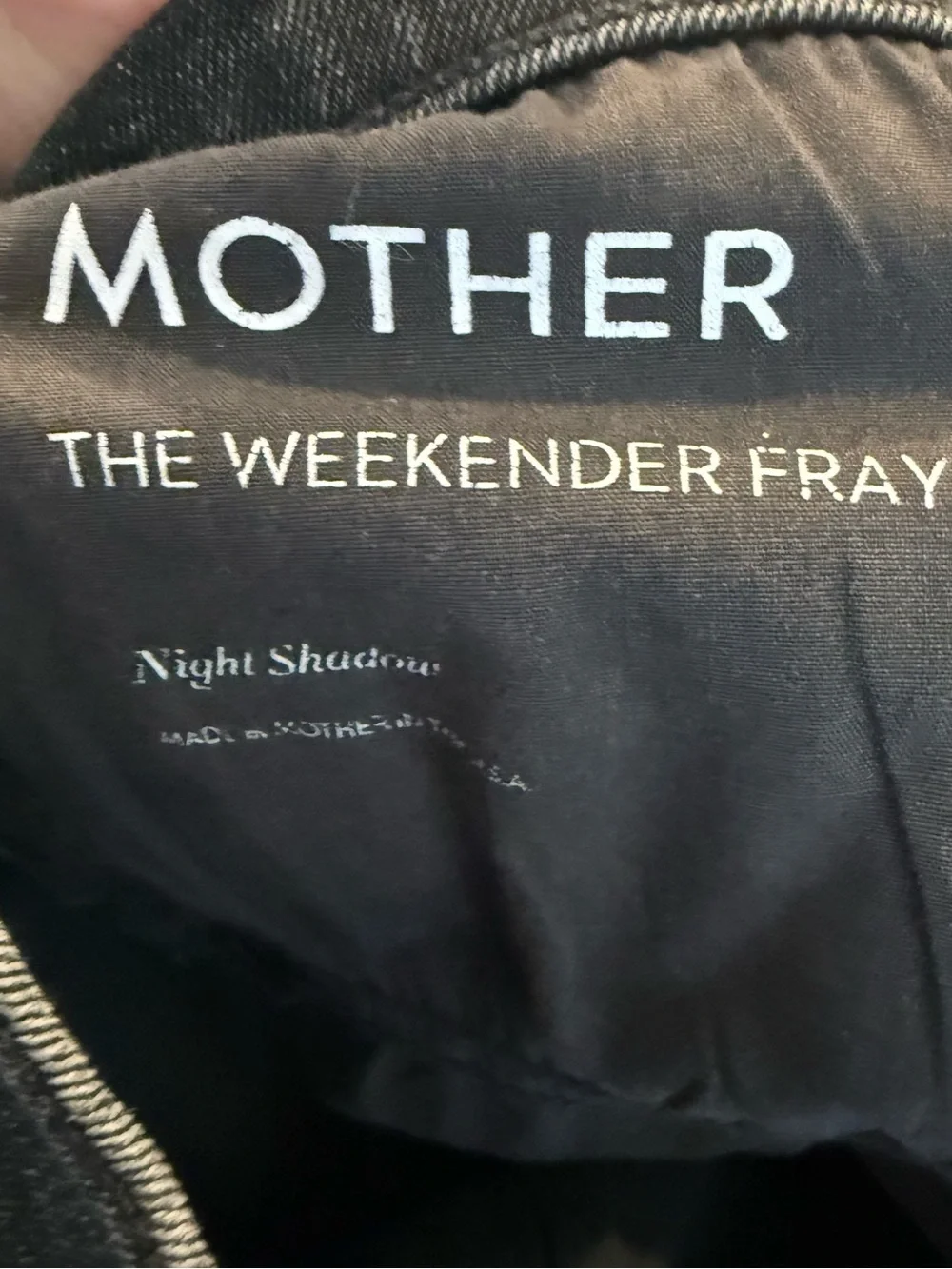 Mother the Weekender Fray in Night Shadow size 30 Flare Raw Hem Casual